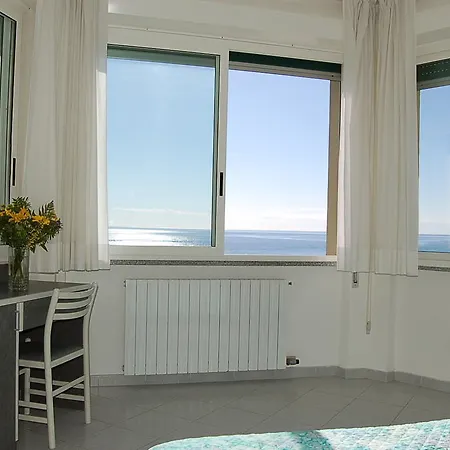 Aparthotel Augustus 2*
