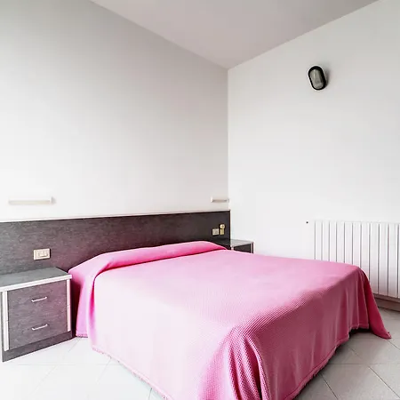 Aparthotel Augustus 2*