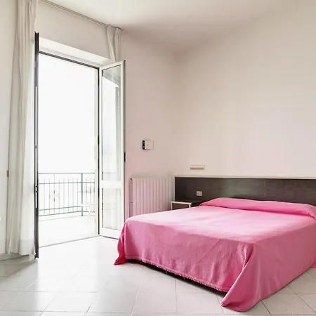 Aparthotel Augustus 2*