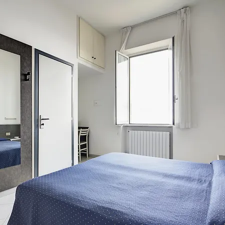 Aparthotel Augustus Laigueglia